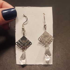 Silver earrings with gem